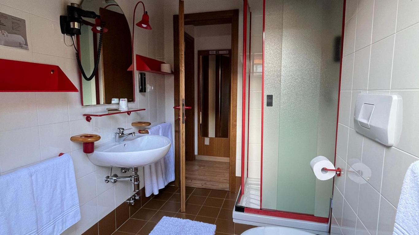 Hotel La Baita Madonna Exteriör bild